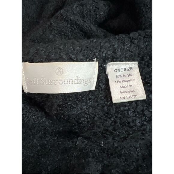 Soft‎ Surroundings Black Orange Telluride Soft Boucle Poncho w Tassels - Picture 3 of 3